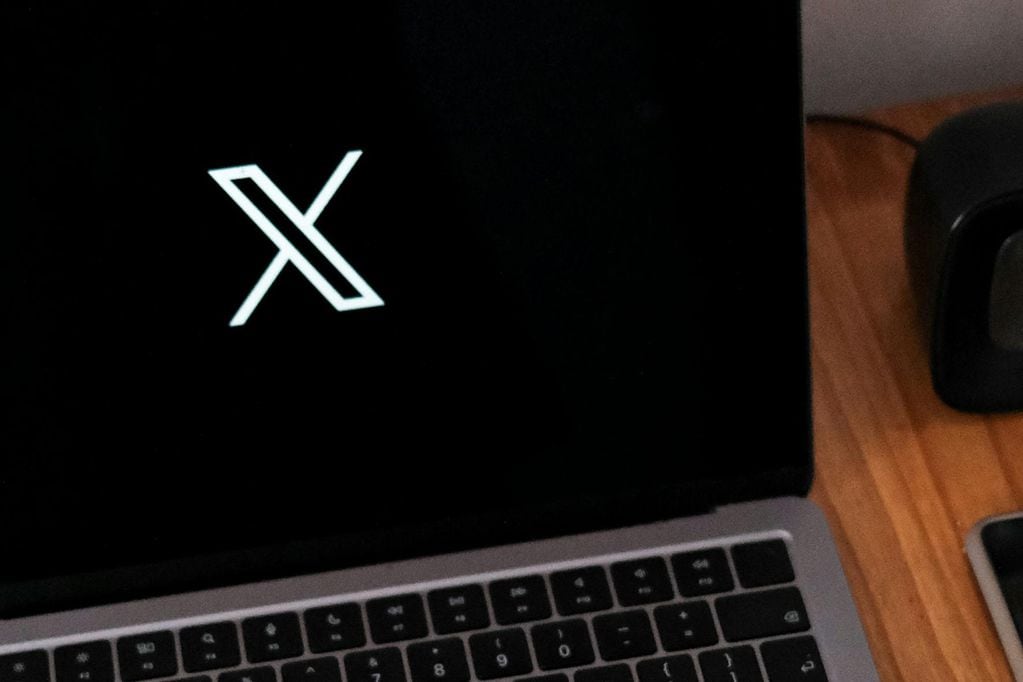 Revisa cuánto costará y cómo funcionará la nueva tarifa de X. Foto Pexels.