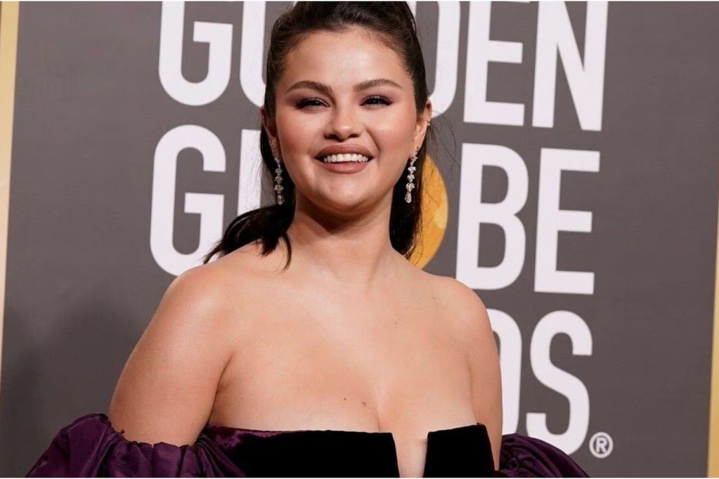 Selena Gomez en los Globos de Oro