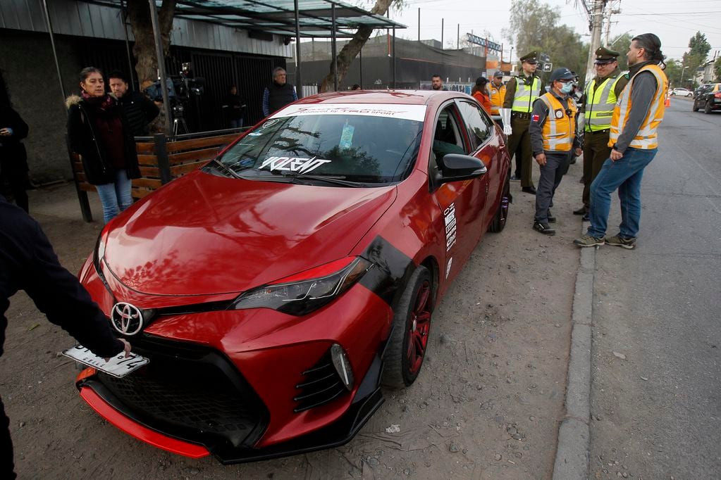 Cuál es la multa por ocultar la patente de un vehículo? Foto: Aton Chile.