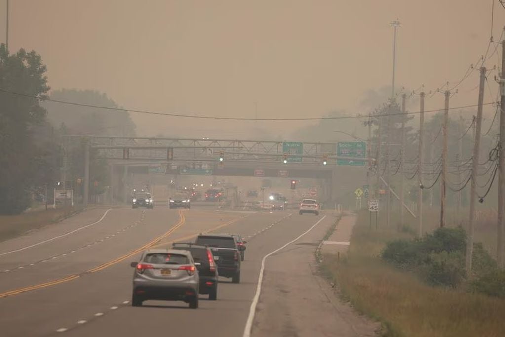 Imágenes casi apocalípticas: Estados Unidos en las sombras por los incendios en Canadá