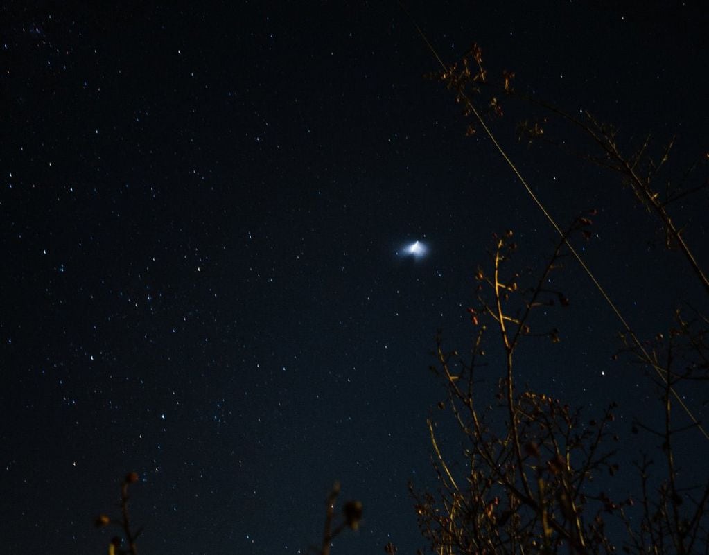 Así se veía el "objeto" en el cielo, desde Chile.
