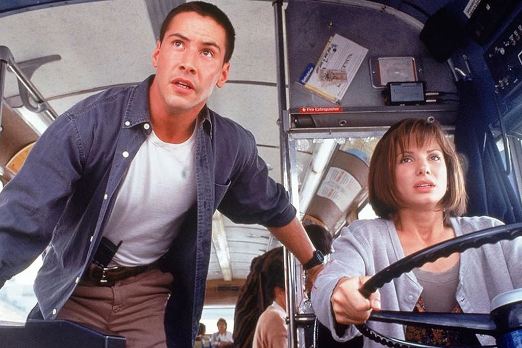 Keanu Reeves y Sandra Bullock en Máxima Velocidad (1994).