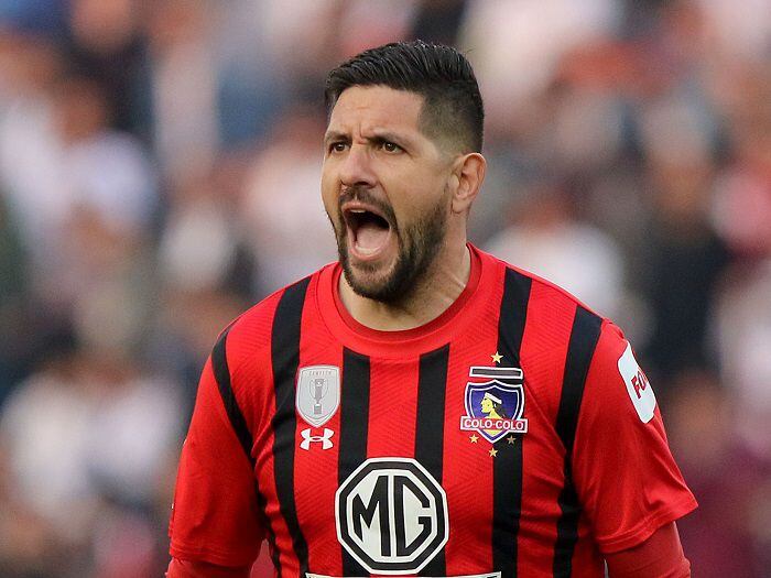 Los motivos que tendrían a Agustín Orión con un pie fuera de Colo Colo