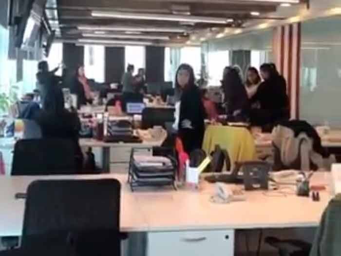 Videos ciudadanos registraron sismo que azotó a la zona central del país