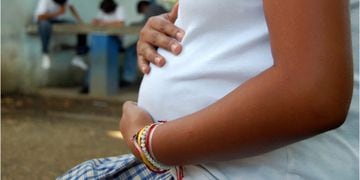 niña muere en el parto tras ser forzada a dar a luz luego de ser violada