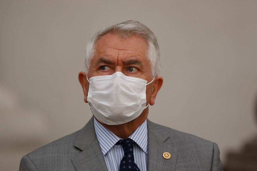 Paris y anuncio de Piñera por inicio de vacunación: "No quiero que la gente se relaje"