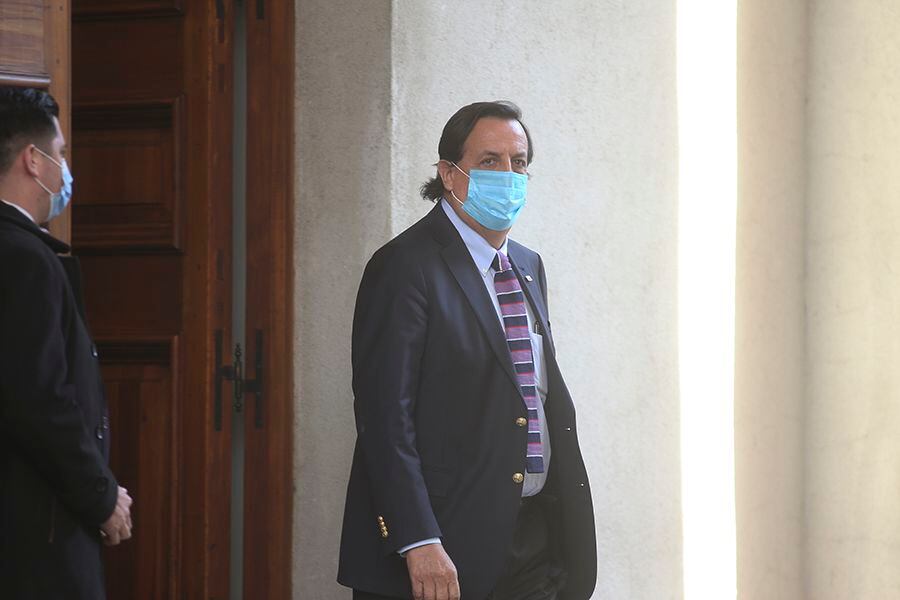 Ministro Pérez: "El rechazo a la violencia debiera ser firme y claro"