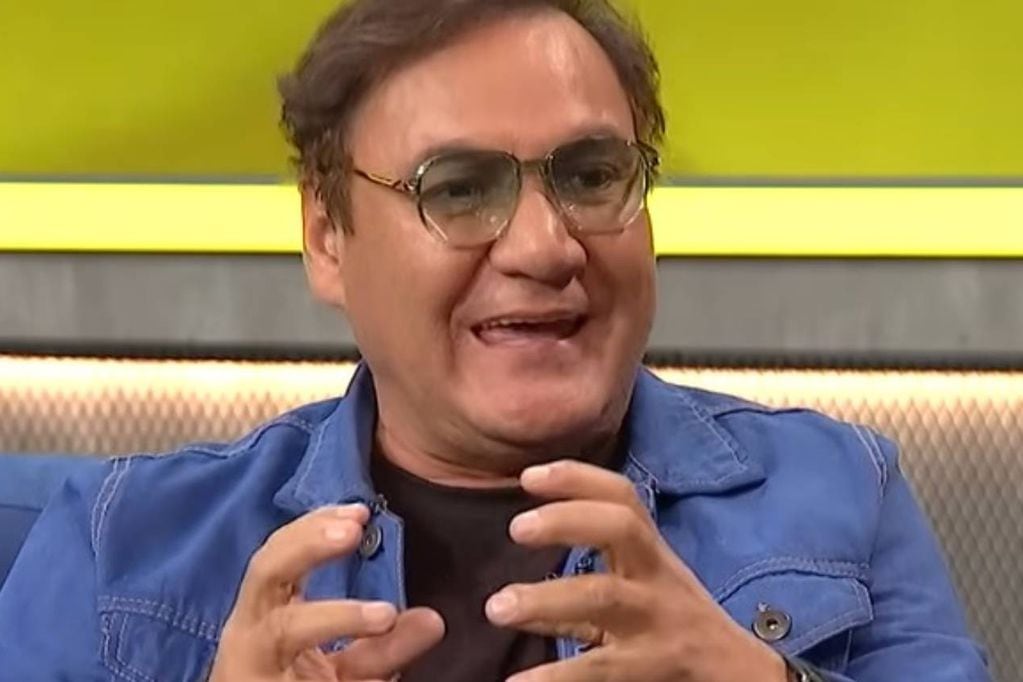 Actor Rodrigo Muñoz habló de todo en Vía X.