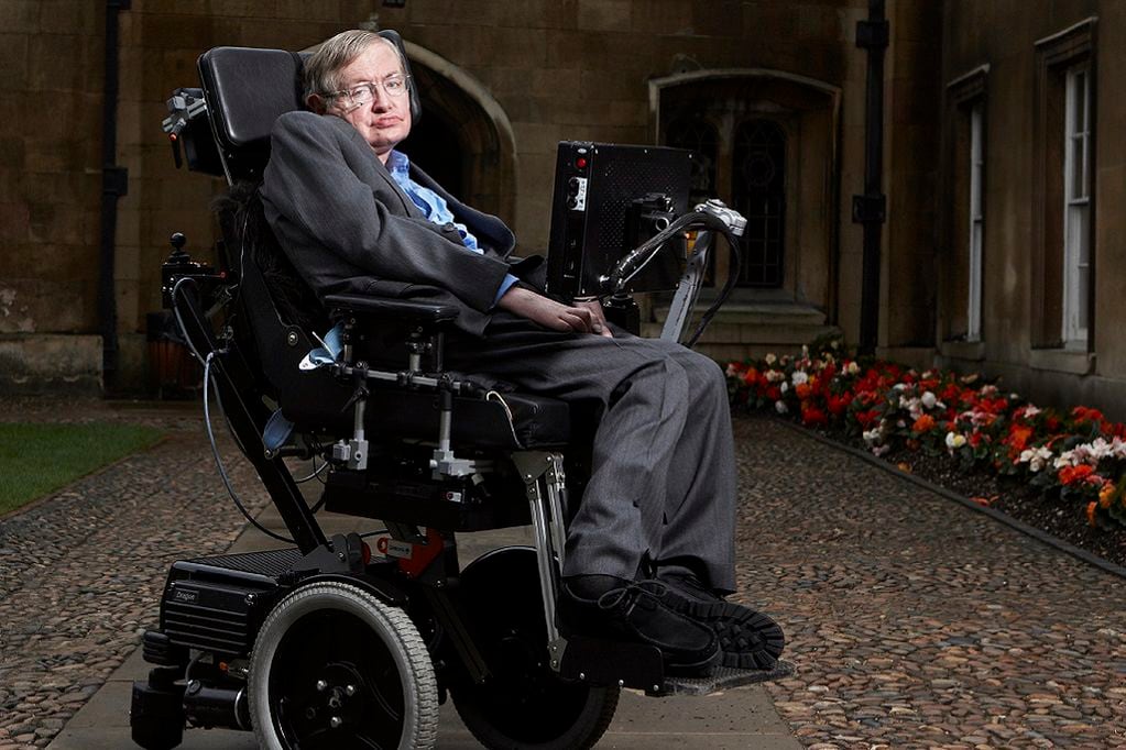 Stephen Hawking salió a colación tras la presentación de archivos clasificados del caso Epstein.