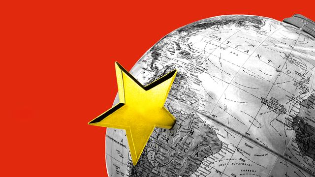 Historiador explica la caída de Estados Unidos: dice que el mundo volverá a girar sobre China