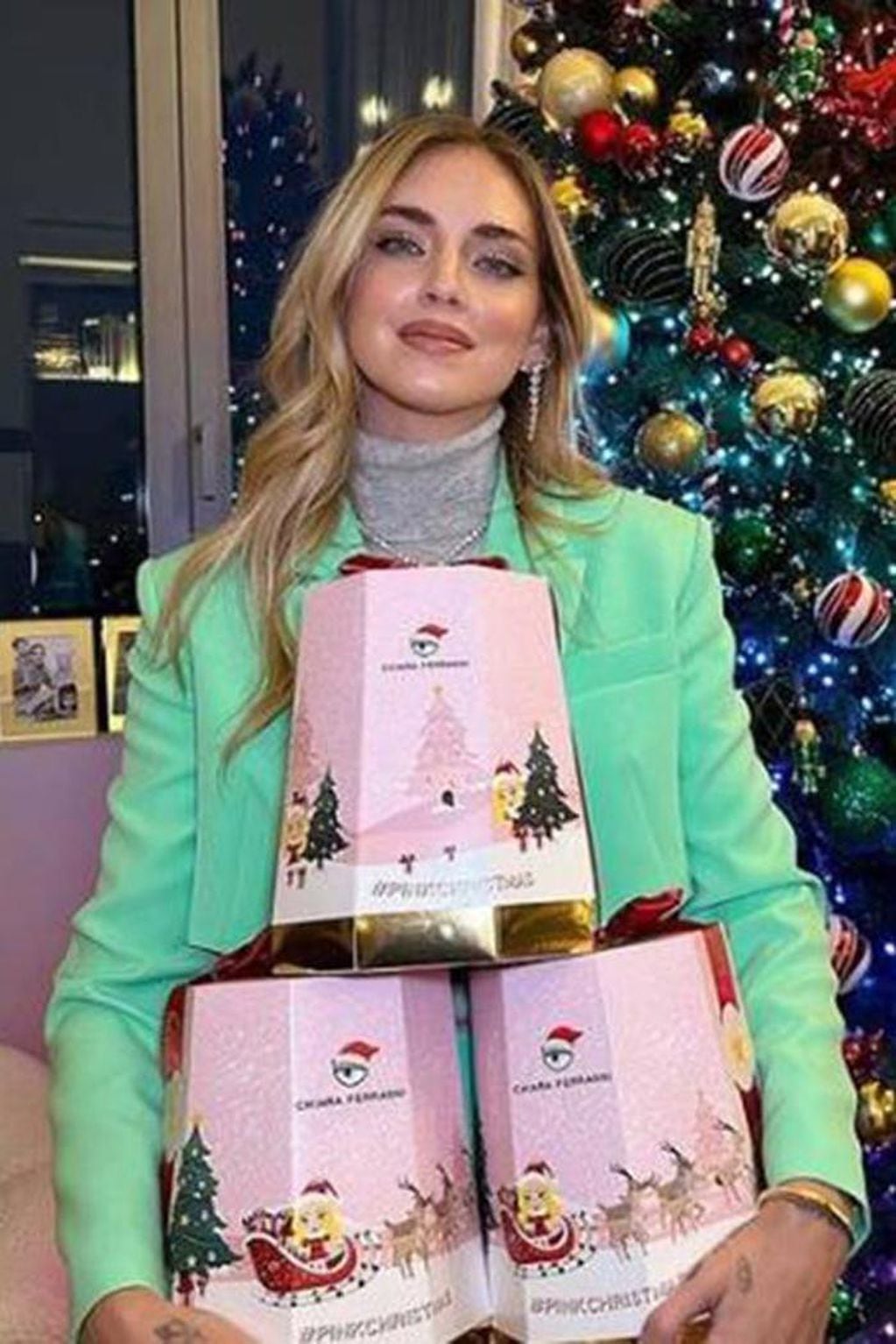 Influencer Chiara Ferragni debe pagar millonaria multa por vender dulces con falsos fines benéficos
