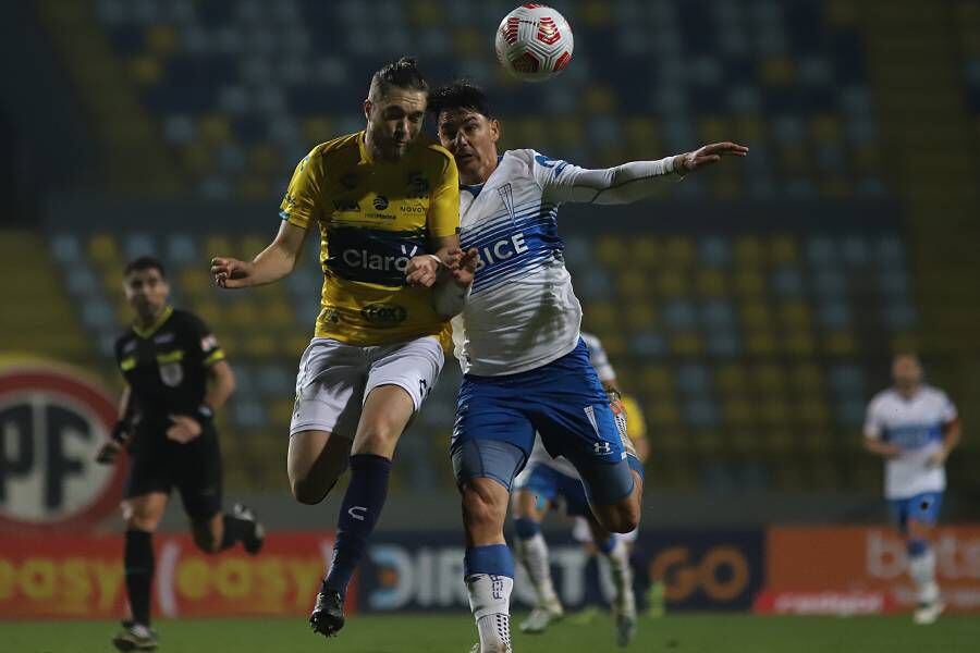 Everton y la UC igualaron en duelo para los bostezos en Viña del Mar