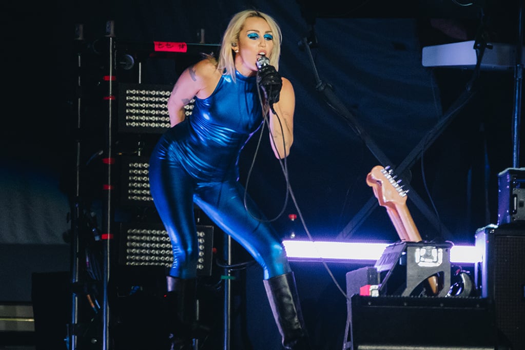 Miley Cyrus durante su presentación en Lollapalooza Chile 2022.