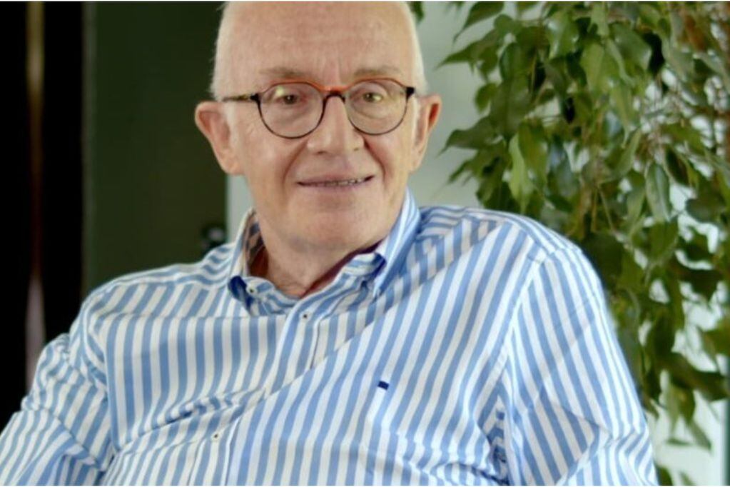 Pedro Carcuro lleva más de cinco décadas en TVN.