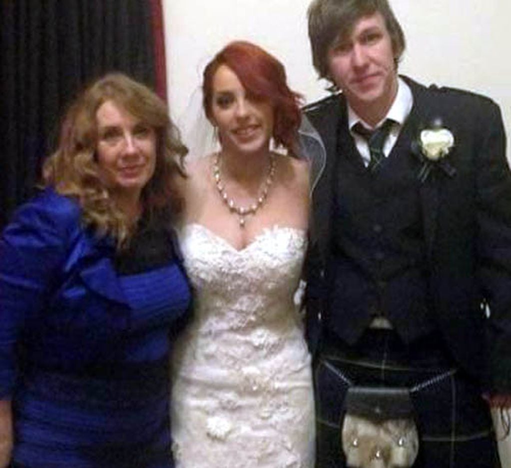 Hombre que se hizo famoso por publicar foto de vestido viral es acusado de matar a su esposa