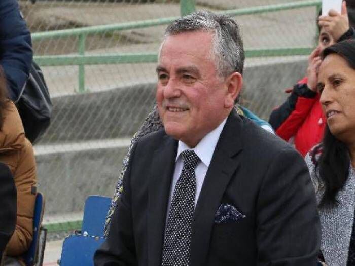 "¡Ven a adornar la mesa, mujer!": el antecedente machista del alcalde de Puerto Varas