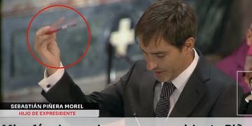 El comentado gesto de hijo de Sebastián Piñera mientras daba su discurso en funeral: mostró lápiz rojo y una regla
