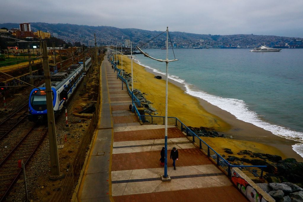 EFE Valparaíso reabre de forma parcial entre Limache-Quilpué. Foto: Agencia Uno.