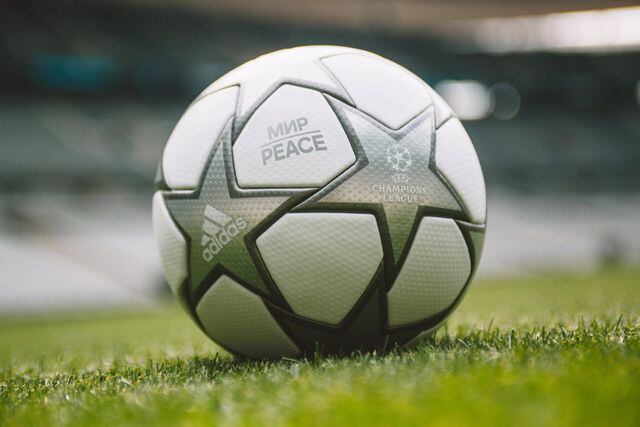 Fútbol/Champions.- El balón de la final de la 'Champions' pide paz