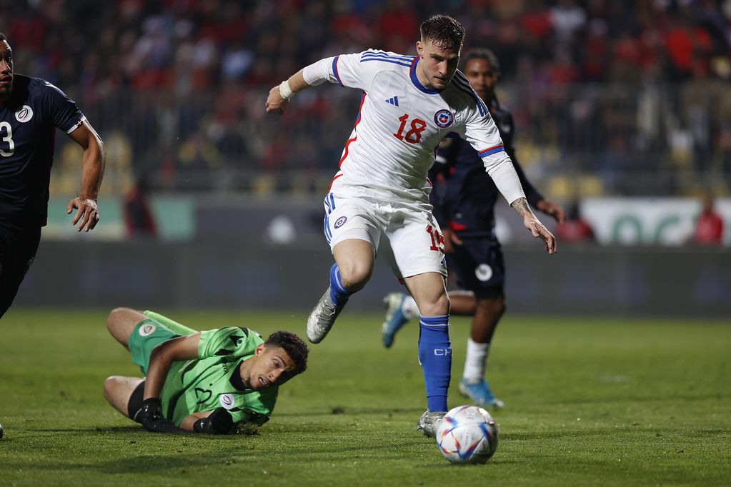 Bruno Barticciotto marcó dos goles ante República Dominicana. Foto: Prensa Selección Chilena