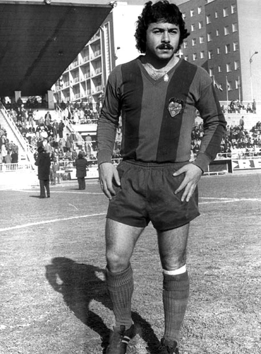 En aquel entonces Carlos Caszely jugaba en España.