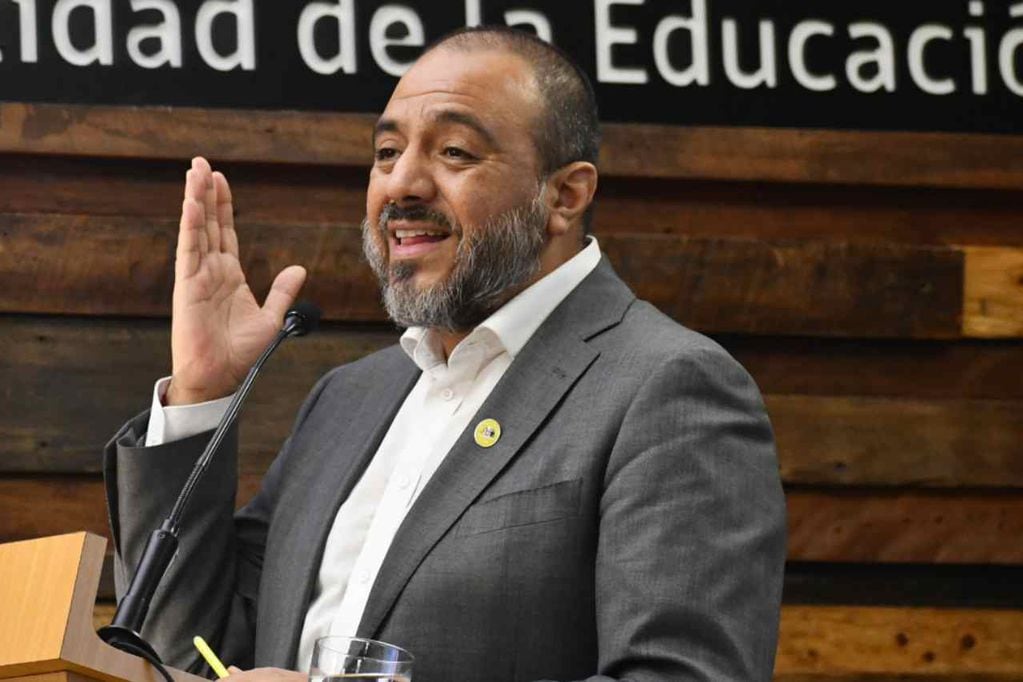 Ministro de Educación, Marco Antonio Ávila, analizó los preocupantes resultados del Sinmce. /Foto: AgenciaUno.