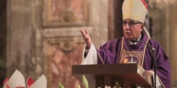 Monseñor Fernando Chomali toma poseción de la Arquidiócesis de Santiago