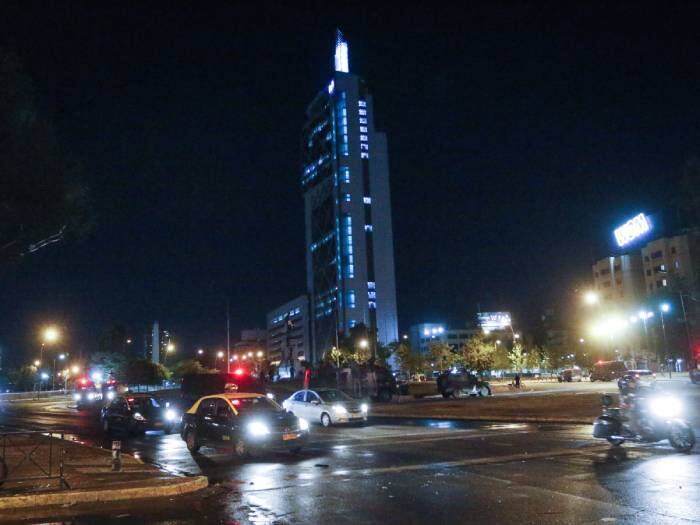 Viralizan videos de supuesta actividad paranormal en Plaza Italia