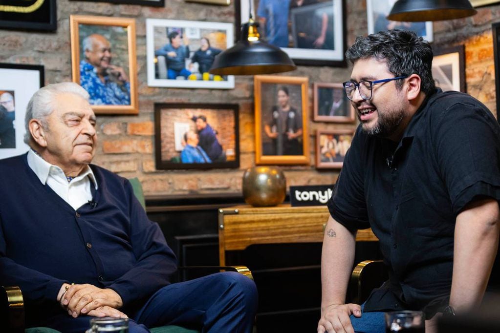 Luis Slimming entrevistará a Don Francisco para su programa que se emite a través de YouTube.