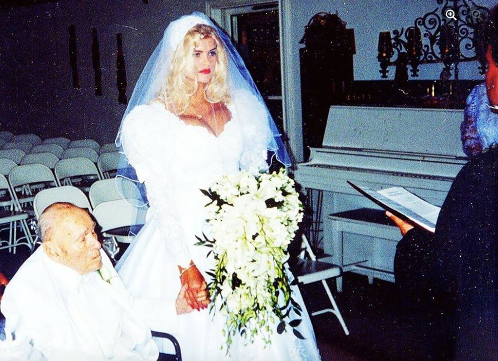 La boda entre Anna Nicole Smith y J. Howard Marshall.