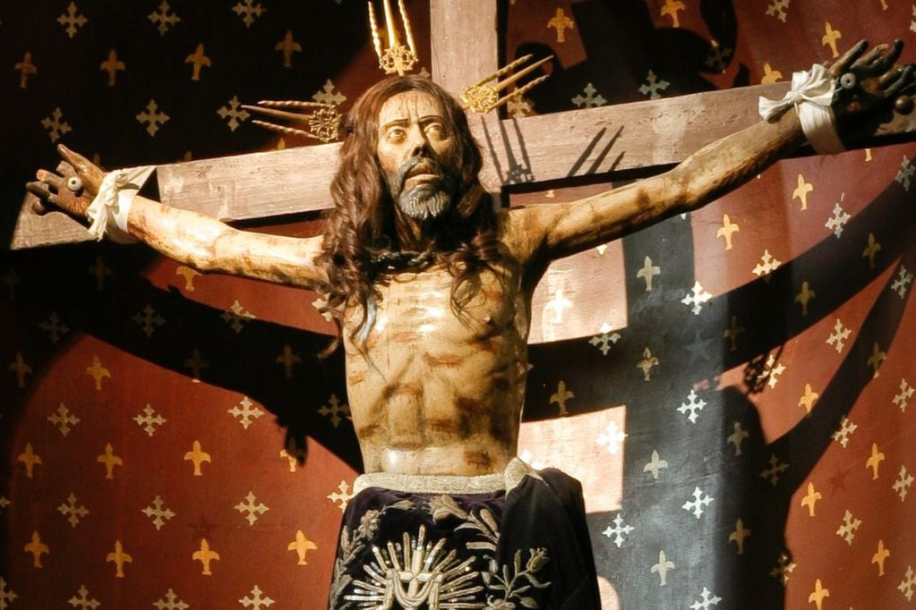 El Señor de la Agonía es un crucifijo de madera barroco y colonial chileno muy venerado, conocido también como Cristo de Mayo o Señor de los Temblores. Es custodiado por los frailes agustinos y se encuentra en la Iglesia San Agustín.
