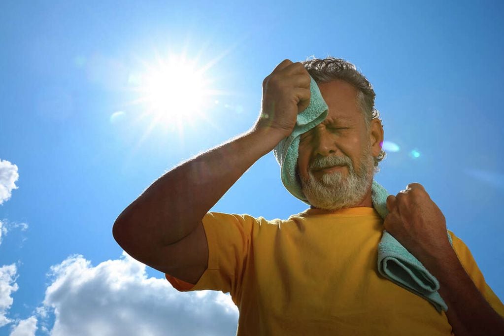 Cuidado con la exposición al sol: estos son los tipos de rayos que atraviesan la piel y pueden causar cáncer. Foto: referencial.