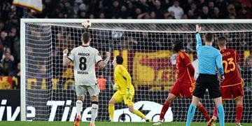 Europa League - Semi Final - First Leg - AS Roma v Bayer Leverkusen