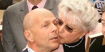Bruce Willis y su madre, Marlene