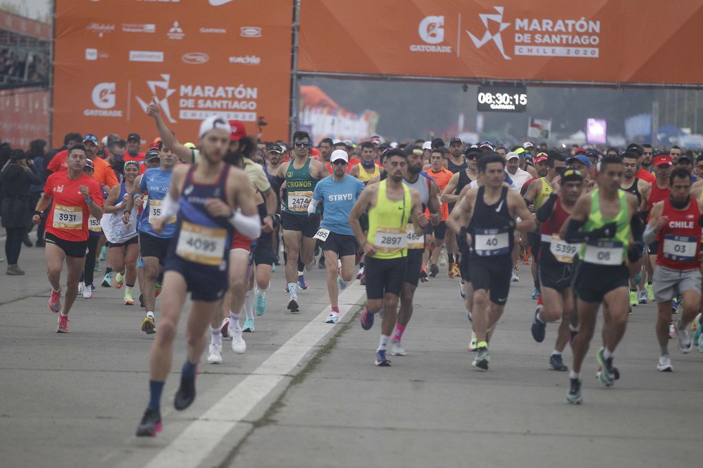 Revisa dónde y a qué hora ver la Maratón de Santiago 2024 en vivo. Foto Juan Eduardo Lopez/Aton Chile.