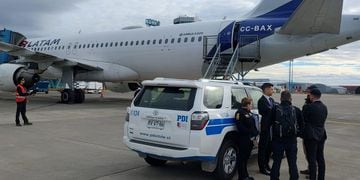 Turista británico de 59 años falleció en pleno vuelo hacía Punta Arenas
