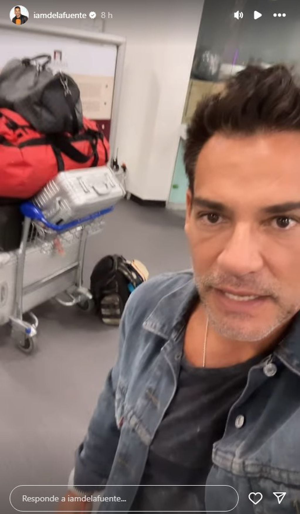 Cristián de la Fuente se reportó en Instagram durante su mudanza a México.