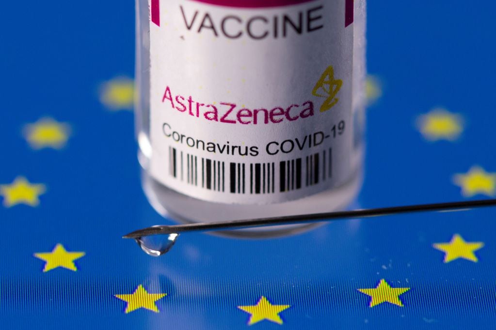 Europa retira del mercado la vacuna AstraZeneca - Foto: Reuters