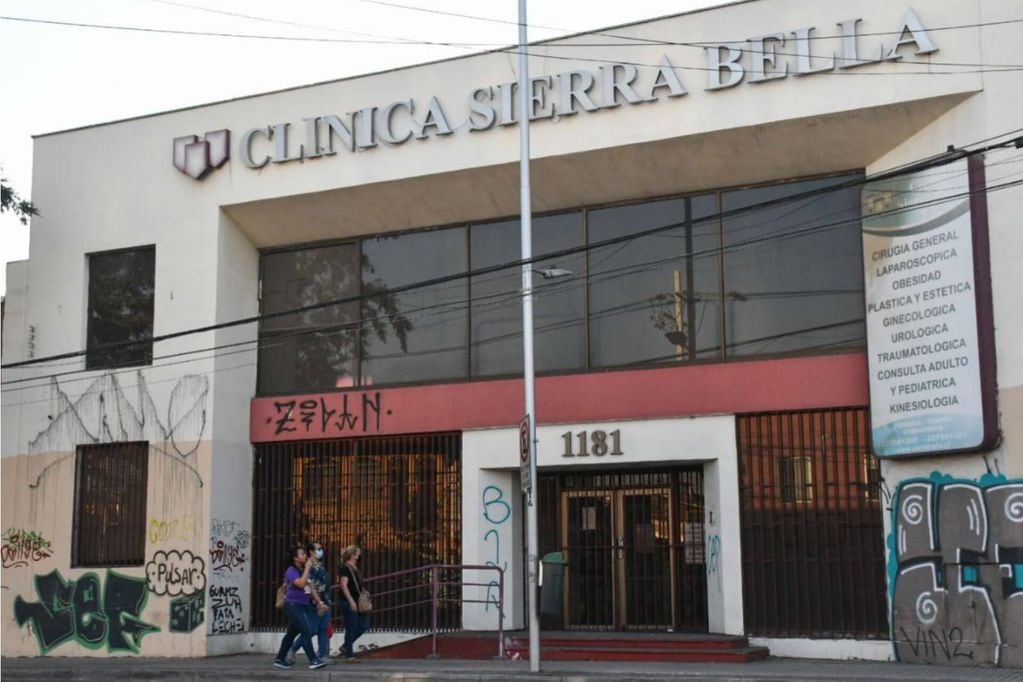 Frontis de la clínica Sierra Bella.