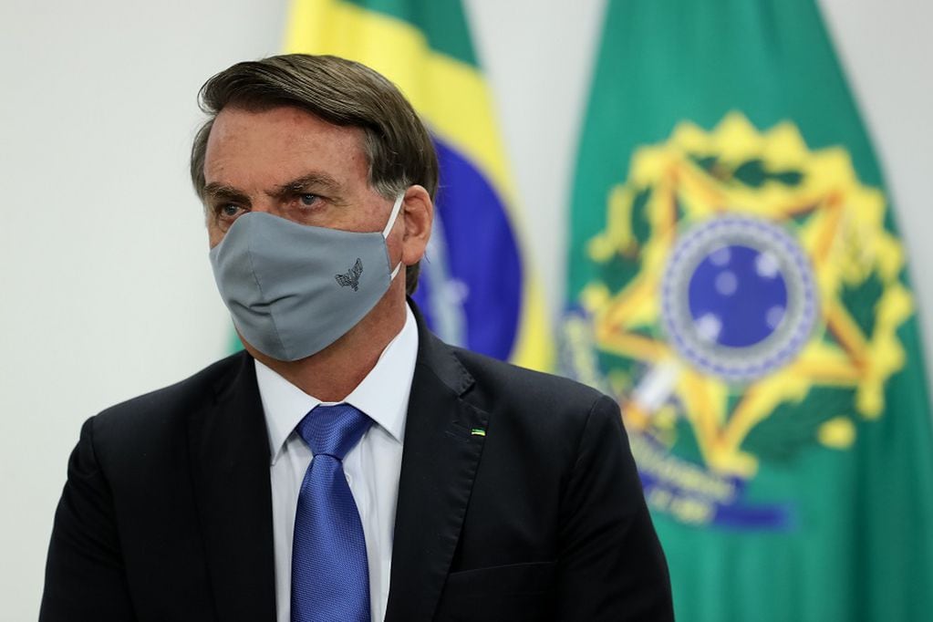 25/06/2020 El presidente de Brasil, Jair Bolsonaro, con mascarilla

POLITICA INTERNACIONAL

Marcos Correa/Palacio Planalto/d / DPA

