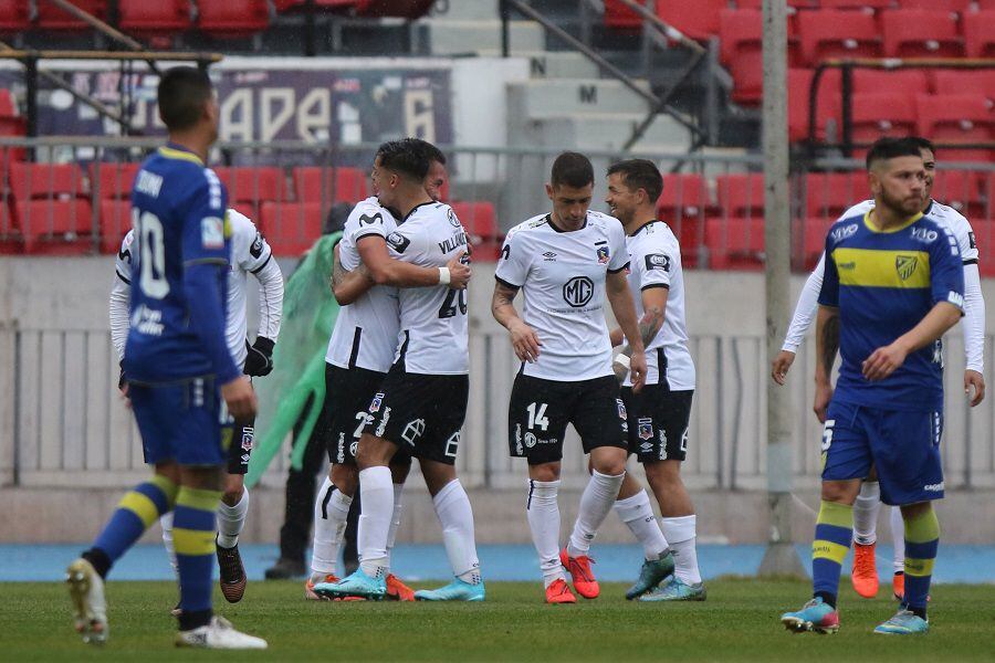 Colo Colo vence a Barnechea y se mete en cuartos de final de Copa Chile