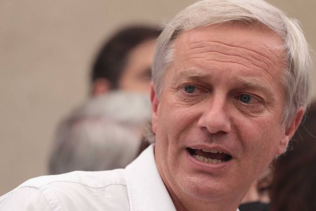 José Antonio Kast estuvo presente en el velorio de Sebastián Piñera: “Era una persona directa, honesta y franca”
