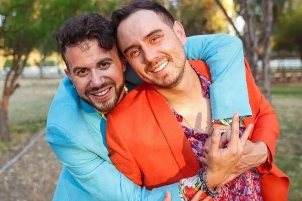 César Campos y Diego Barrios iniciaron los trámites para convertirse en papás.