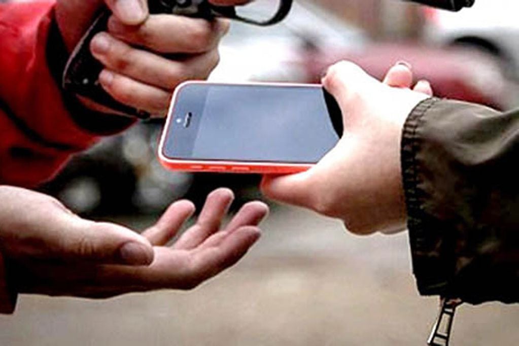 Perú busca reducir los robos a celulares. Foto Referencial.