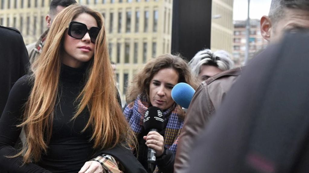 Filtran declaraciones ante tribunales de Shakira por fraude fiscal: dijo que Piqué era un “guaperas con fama de playboy”