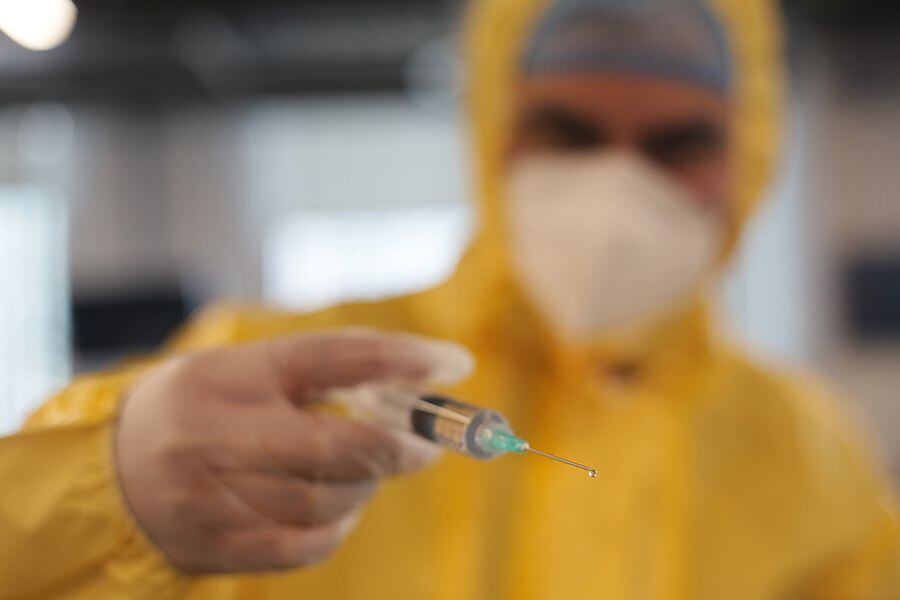 Vacuna de Oxford abre la esperanza del mundo