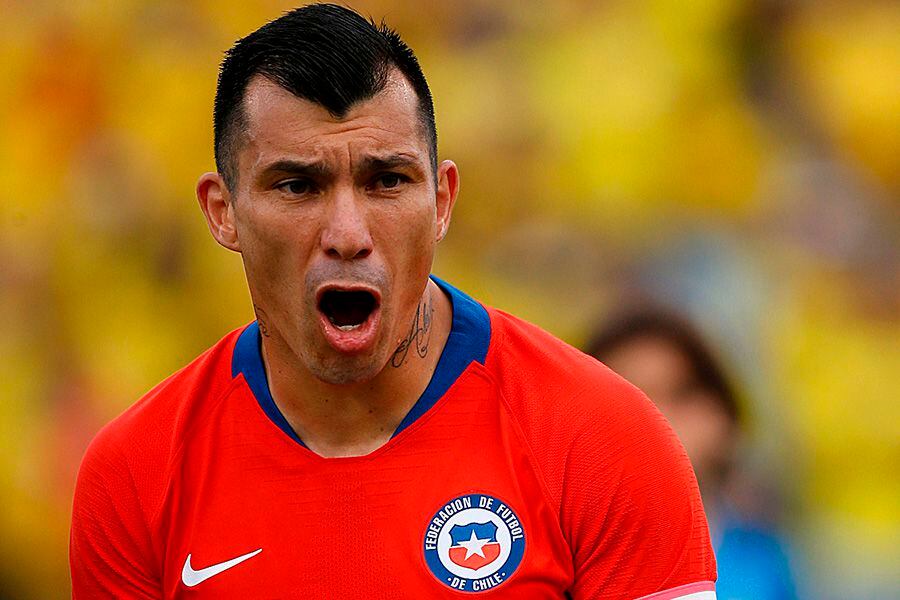 "Yo apruebo": Gary medel aclaró comentado "me gusta" a publicación del Chino Ríos