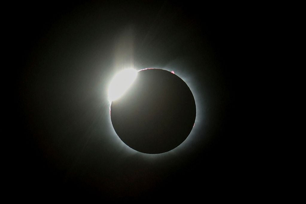 ¿Se podrá ver en Chile el eclipse solar total de 2024? Reuters.