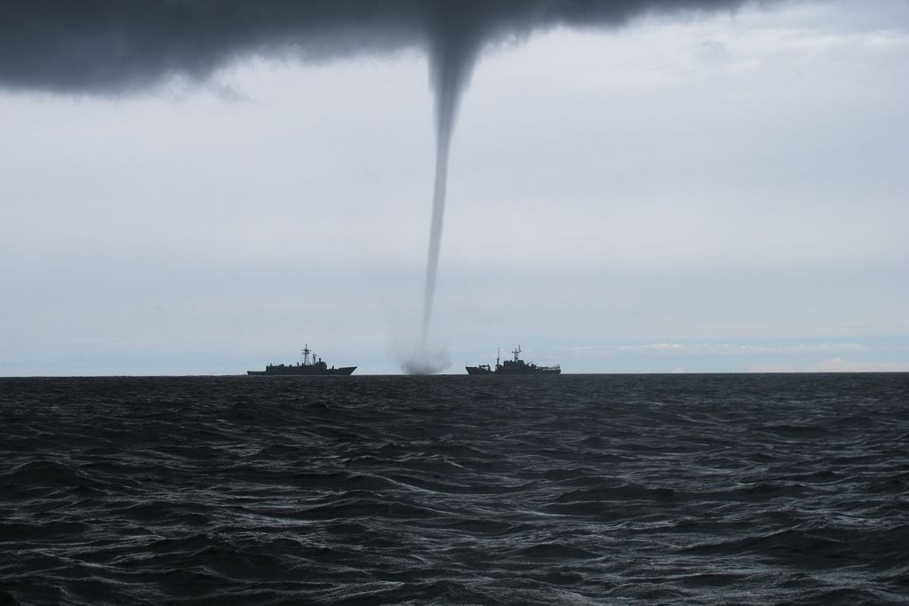Cuáles son los riesgos de un tornado o tromba marina. Foto referencial.