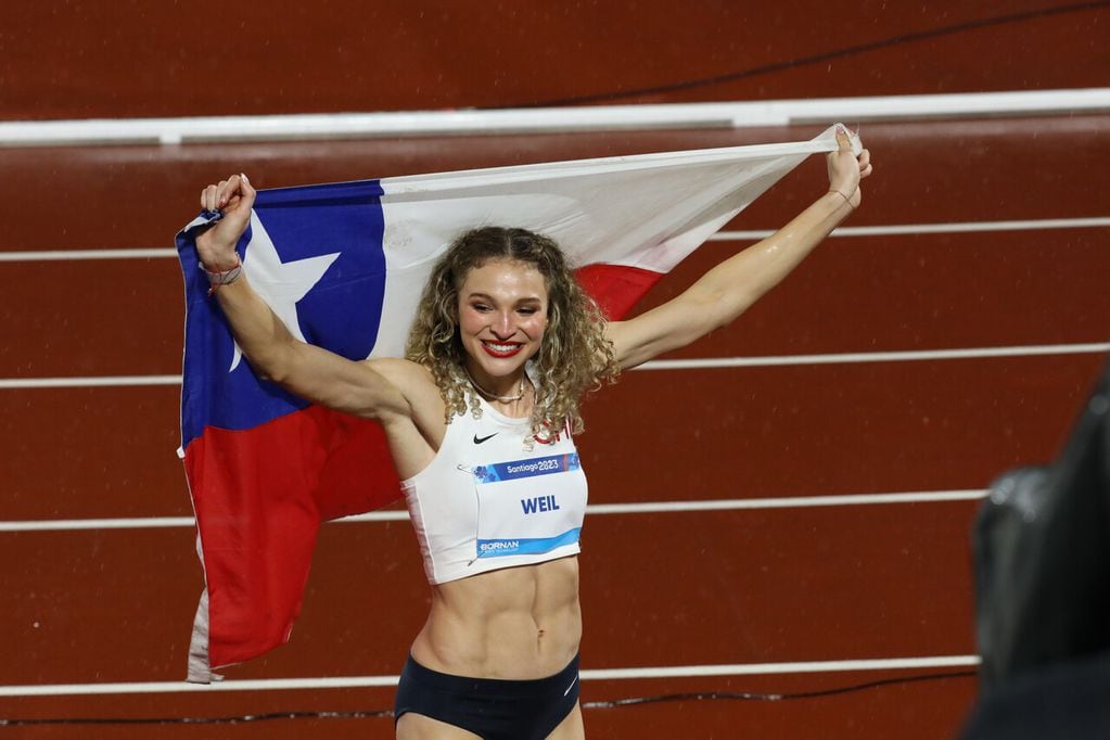 Martina Weil feliz con su histórico triunfo en los Panamericanos. (Foto: Agencia UNO)